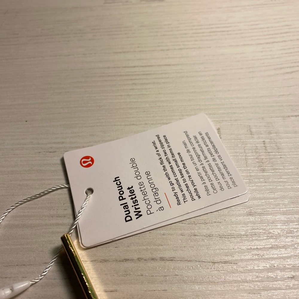 lululemon athletica Pink and Cream Key & Card Holder Set - Picture 6 of 6